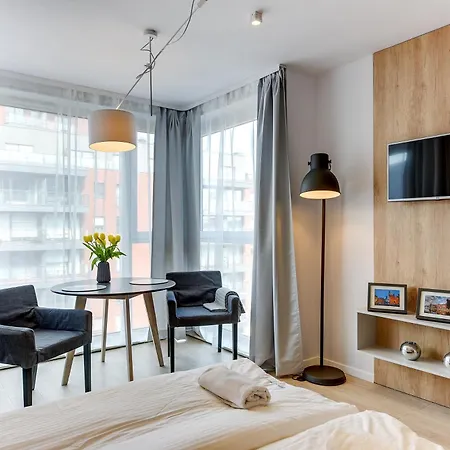 Flatbook - Center Lägenhet