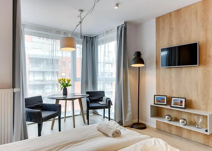 Flatbook - Center Lägenhet